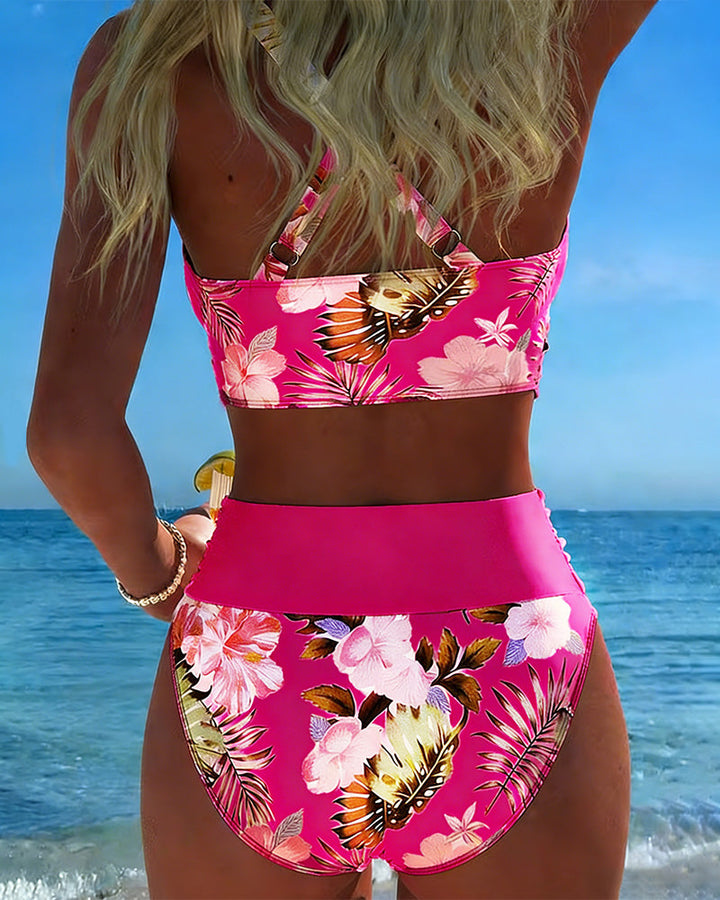 Kontrasztos virágmintás bikini