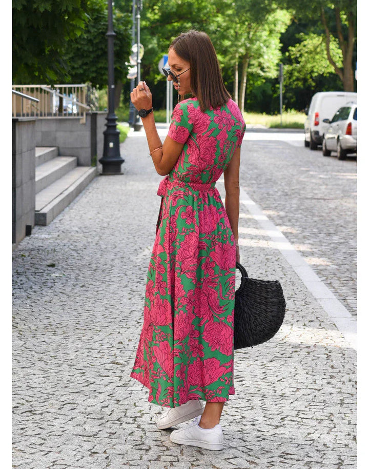 Julia – Elegáns V-nyakú Ruha