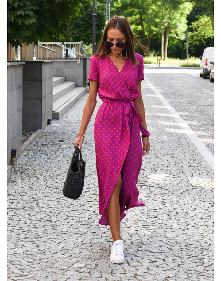 Julia – Elegáns V-nyakú Ruha