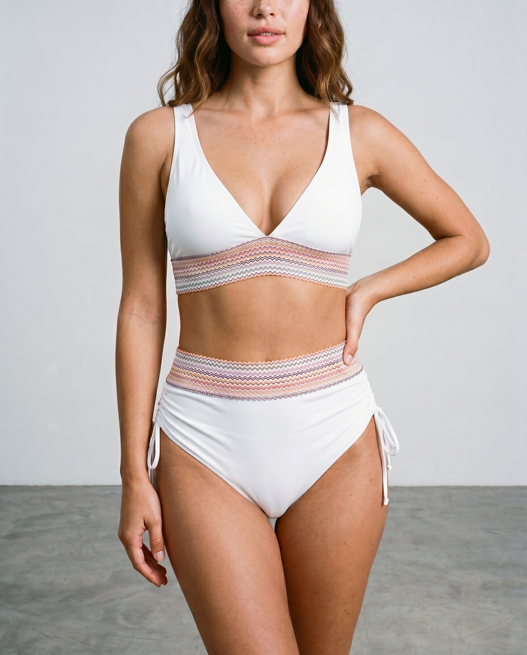 Elara | Alakformáló Push-Up Bikini Magas Derekú Tervezéssel